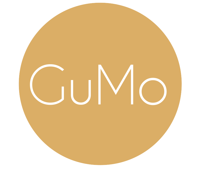 Gumo logo gold